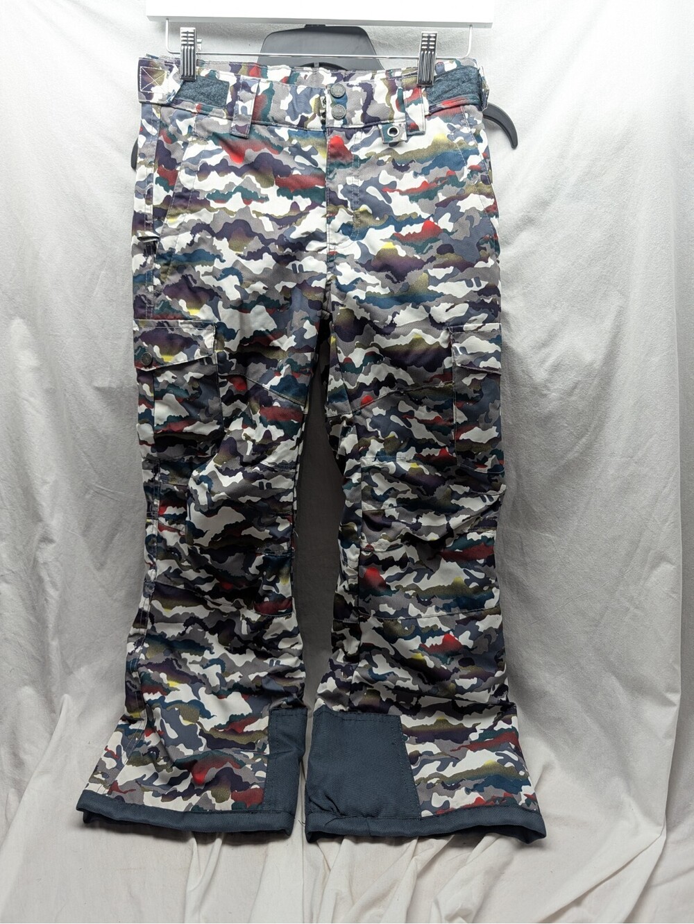ARCTIX Snow Pants Youth M Camo Cargo Insulated Ski Snowboard Taffeta Multicolor